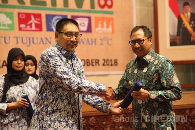 RW 08 Merbabu Asih Kota Cirebon Raih Penghargaan Proklim Lestari Tertinggi Se-Indonesia