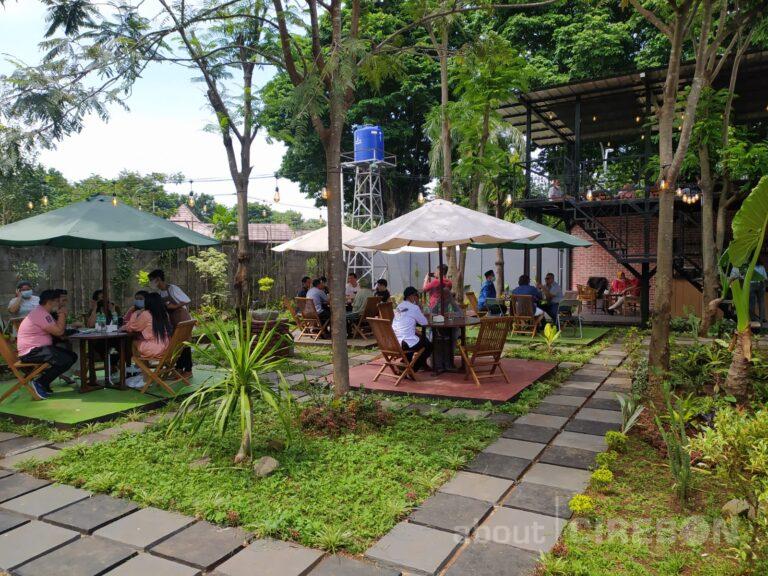 Ada yang Baru di Cirebon, Lattar Cafe Hadir dengan Konsep Halaman Rumah