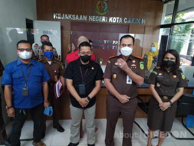 Menjadi DPO Selama 2 Tahun, Kejaksaan Negeri Kota Cirebon Amankan Terpidana Kasus Fidusia