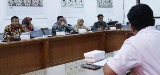 Rapat DPRD Kota Cirebon dengan BKPSDM Kota Cirebon tentang Formasi PPPK