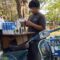 Siap Merapat Seduh di Tempat, Asiknya Ngopi di Pinggir Jalan Bersama Kopi Vespa Cirebon
