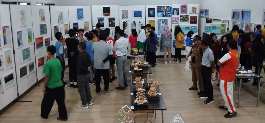 Wadahi Kreativitas Siswa, Geeta School Cirebon Kembali Hadirkan Geeta Art Exhibition